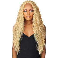 It's A Lace Front Wig - SWISS LACE QUINNIE